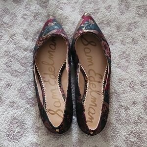 Sam Edelman Red and Black Ornate Flats